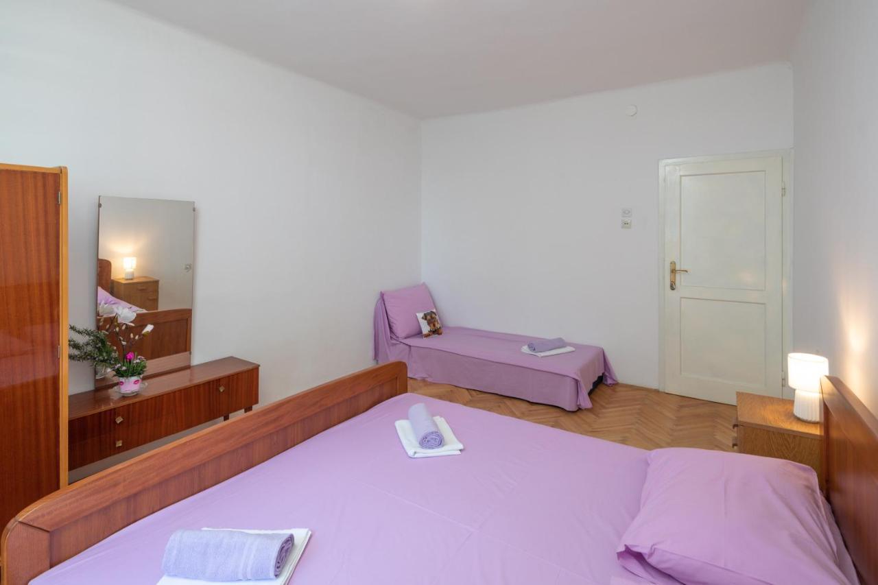 Beach Apartments "Bili Cvitak" ดูเช ภายนอก รูปภาพ