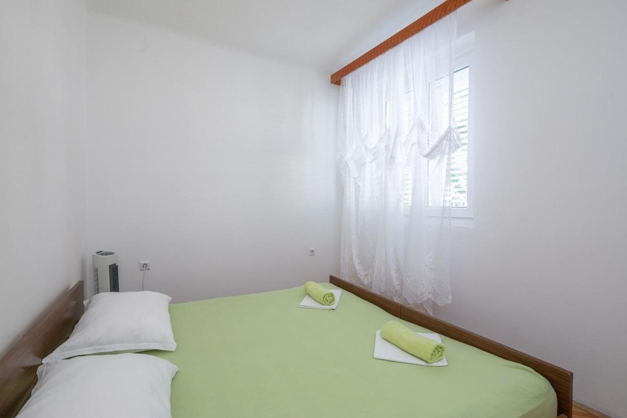 Beach Apartments "Bili Cvitak" ดูเช ภายนอก รูปภาพ