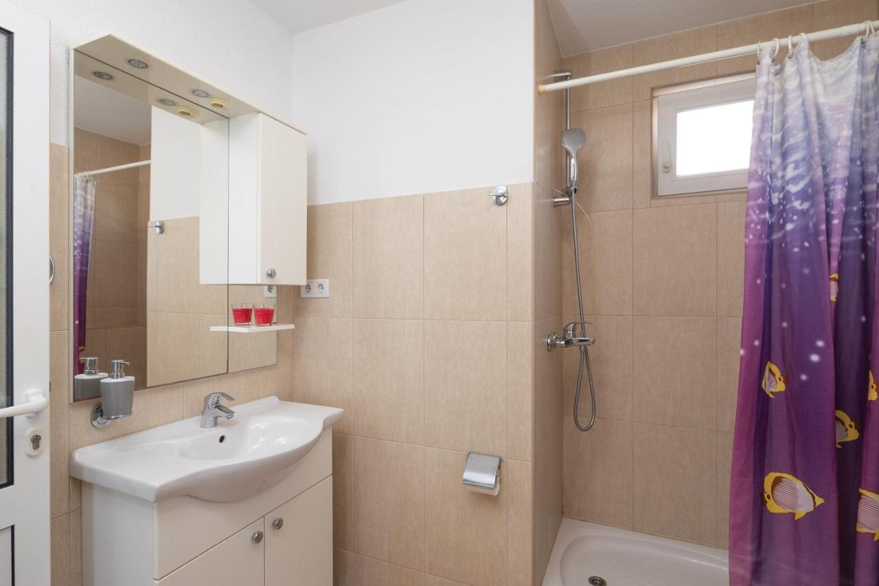 Beach Apartments "Bili Cvitak" ดูเช ภายนอก รูปภาพ