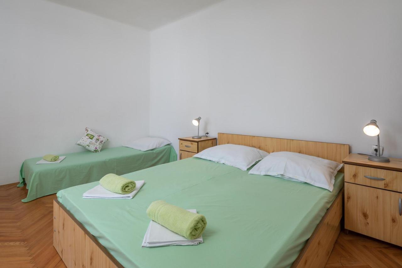 Beach Apartments "Bili Cvitak" ดูเช ภายนอก รูปภาพ