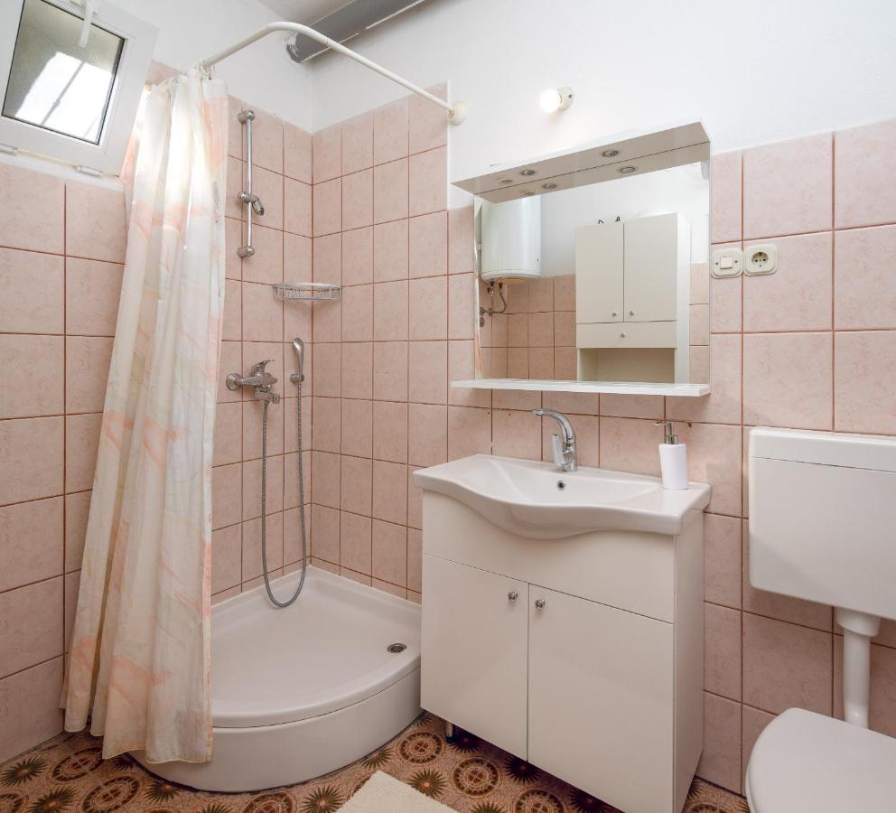 Beach Apartments "Bili Cvitak" ดูเช ภายนอก รูปภาพ