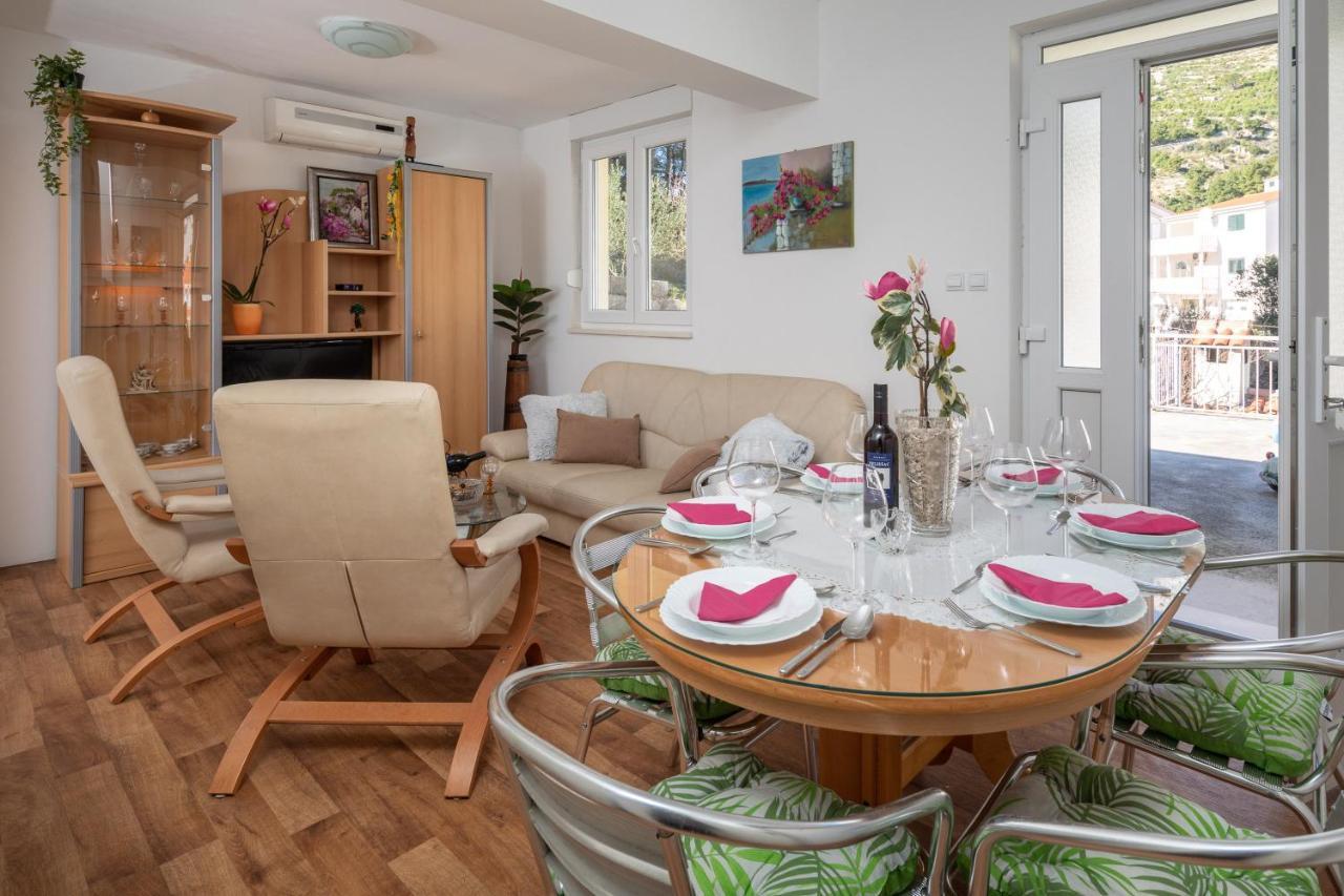 Beach Apartments "Bili Cvitak" ดูเช ภายนอก รูปภาพ