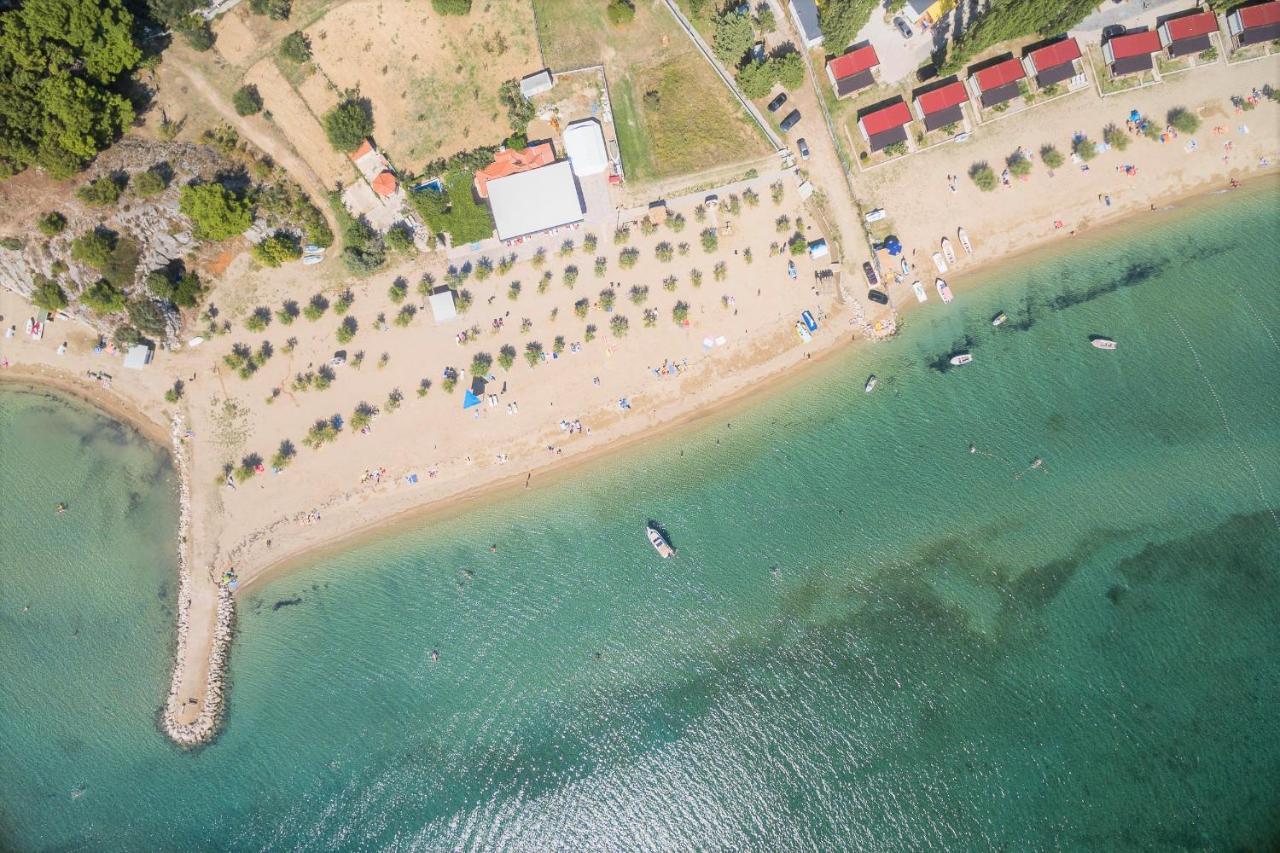 Beach Apartments "Bili Cvitak" ดูเช ภายนอก รูปภาพ